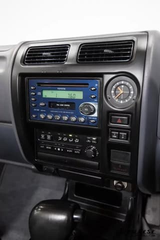 2000 Toyota Land Cruiser JDM car for sale — photo 10 of 10