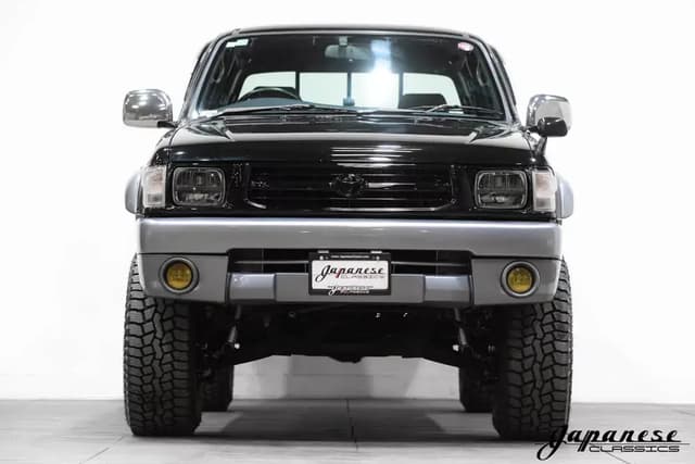 1999 Toyota Hilux JDM car for sale — photo 2 of 10