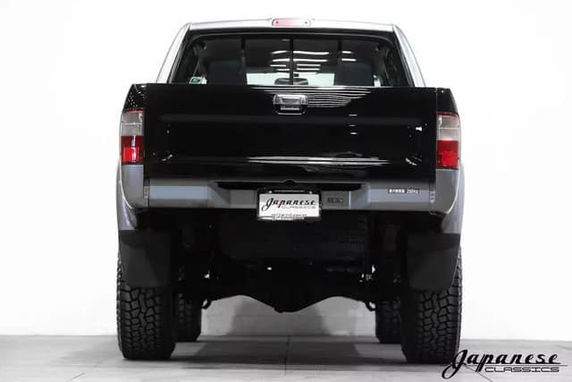 1999 Toyota Hilux JDM car for sale — photo 7 of 10