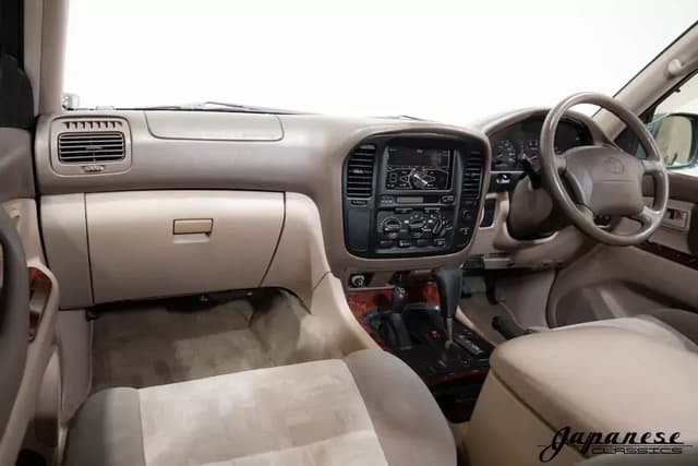 1998 Toyota Land Cruiser JDM car for sale — photo 9 of 10