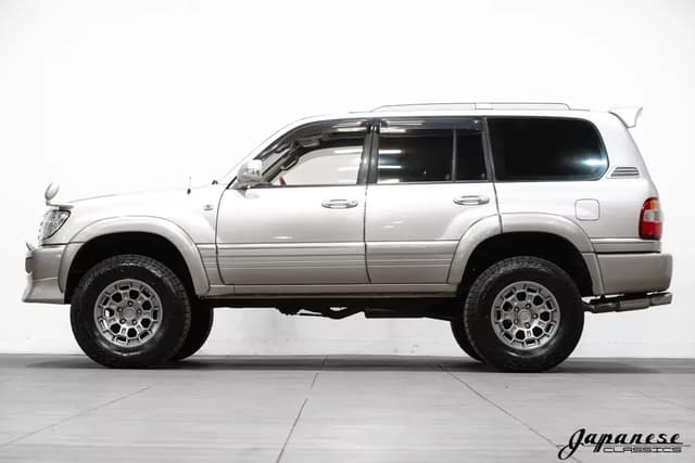 1998 Toyota Land Cruiser JDM car for sale — photo 4 of 10