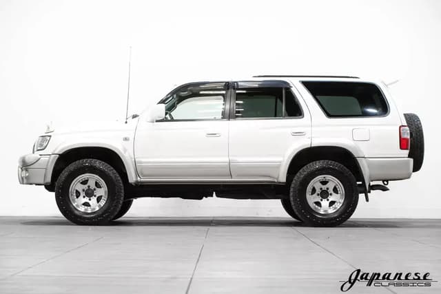 2000 Toyota Hilux Surf JDM car for sale — photo 4 of 10