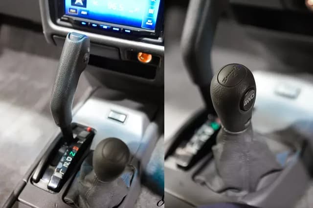1994 Toyota Hilux Surf JDM car for sale — photo 10 of 10