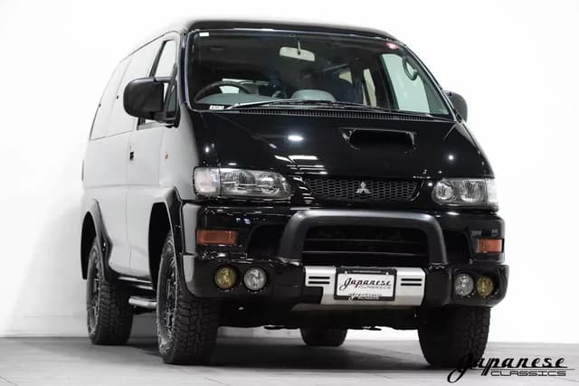 1998 Mitsubishi Delica JDM car for sale — photo 3 of 10