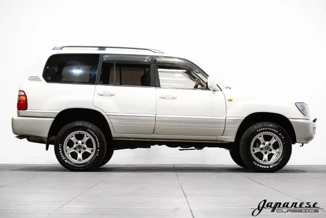 2000 Toyota Land Cruiser JDM car for sale — photo 5 of 10