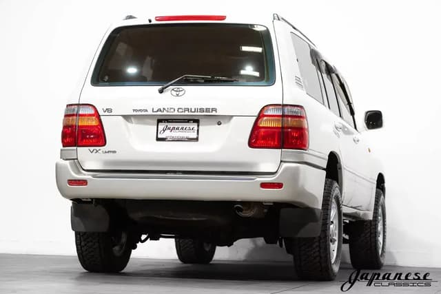 2000 Toyota Land Cruiser JDM car for sale — photo 8 of 10