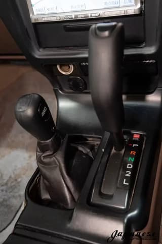 1998 Toyota Hilux Surf JDM car for sale — photo 10 of 10