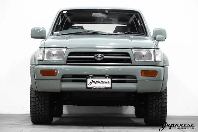 1996 Toyota Hilux JDM car for sale — photo 2 of 10
