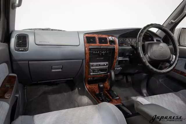1996 Toyota Hilux JDM car for sale — photo 9 of 10