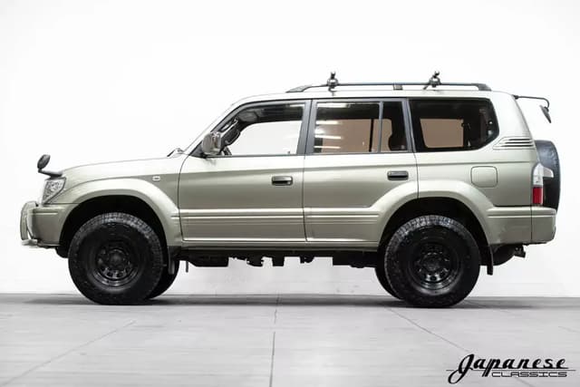 1999 Toyota Land Cruiser JDM car for sale — photo 7 of 10