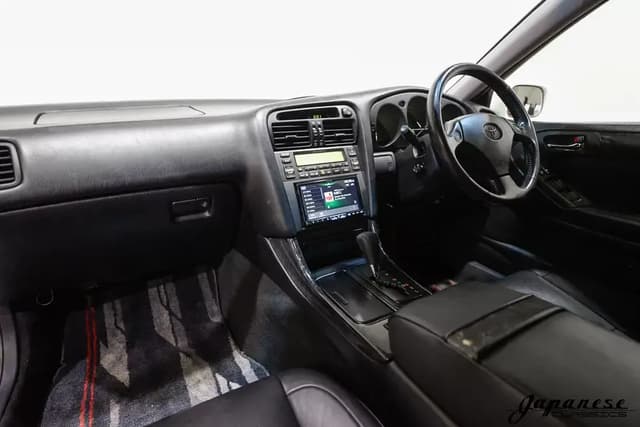 1998 Toyota Aristo JDM car for sale — photo 9 of 10