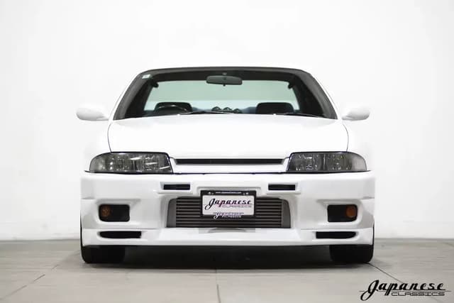 1996 Nissan Skyline JDM car for sale — photo 2 of 10