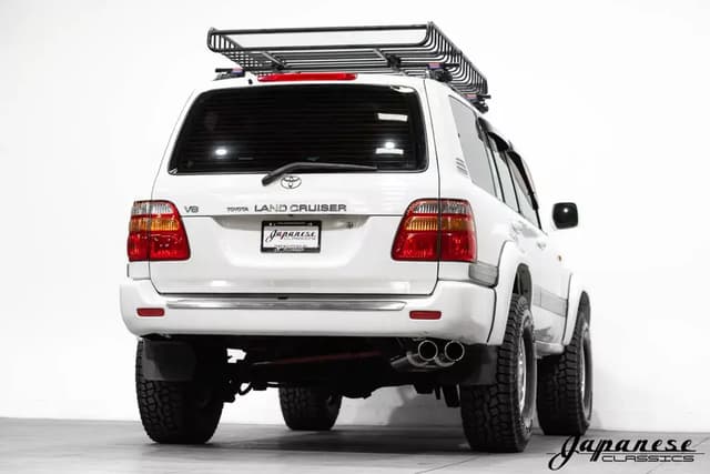 2000 Toyota Land Cruiser JDM car for sale — photo 8 of 10