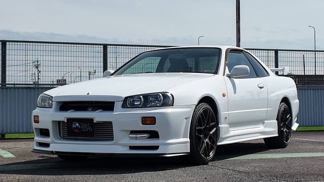 1999 Nissan Skyline JDM car for sale — photo 2 of 10