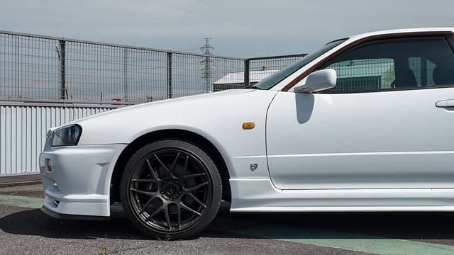 1999 Nissan Skyline JDM car for sale — photo 5 of 10