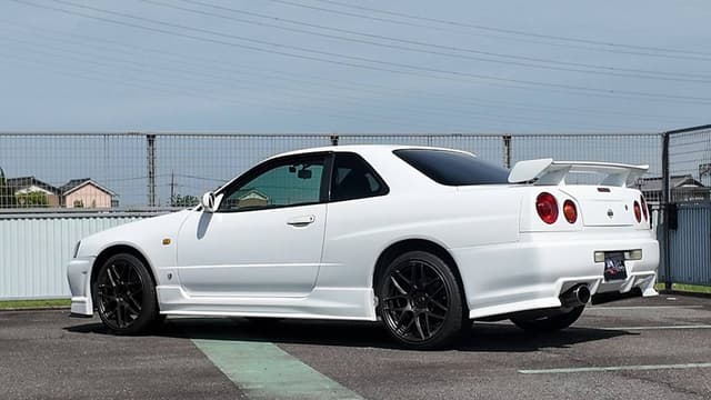 1999 Nissan Skyline JDM car for sale — photo 9 of 10