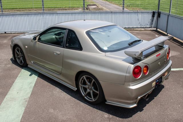 2001 Nissan Skyline JDM car for sale — photo 9 of 10