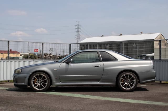 2001 Nissan Skyline JDM car for sale — photo 3 of 10