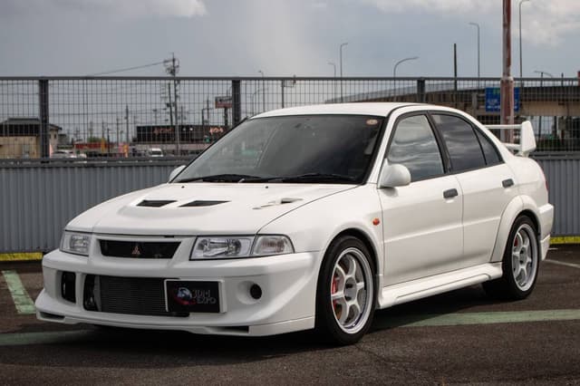 2000 Mitsubishi Lancer JDM car for sale — photo 2 of 10