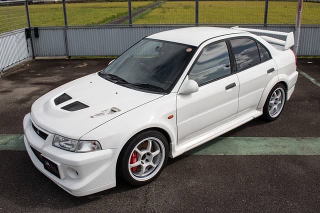 2000 Mitsubishi Lancer JDM car for sale — photo 8 of 10