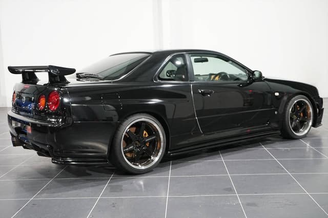 2001 Nissan Skyline JDM car for sale — photo 2 of 10