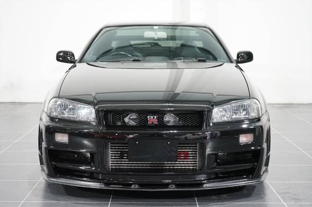 2001 Nissan Skyline JDM car for sale — photo 3 of 10