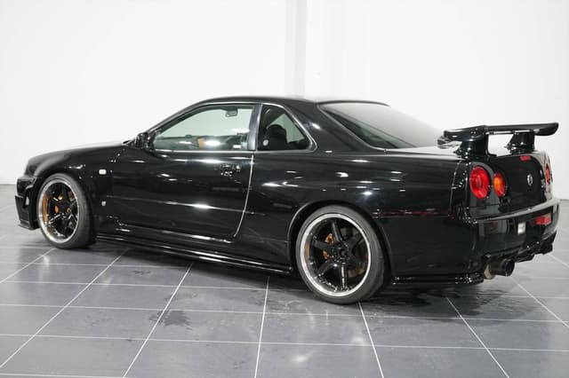 2001 Nissan Skyline JDM car for sale — photo 7 of 10