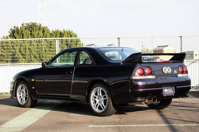 1995 Nissan Skyline JDM car for sale — photo 3 of 10