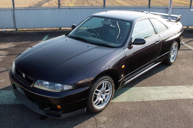 1995 Nissan Skyline JDM car for sale — photo 6 of 10