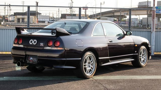 1995 Nissan Skyline JDM car for sale — photo 10 of 10