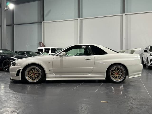 2000 Nissan Skyline JDM car for sale — photo 5 of 10