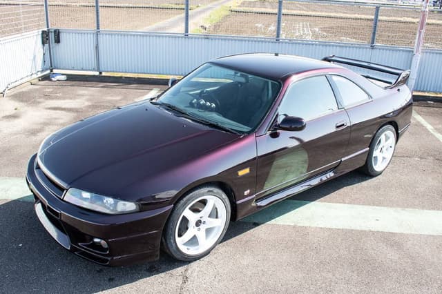 1996 Nissan Skyline JDM car for sale — photo 8 of 10