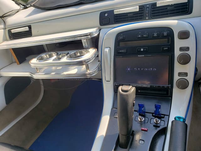 1992 Toyota Soarer JDM car for sale — photo 8 of 10