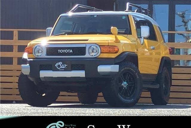 2011 Toyota Fj Cruiser JDM car for sale — photo 2 of 10