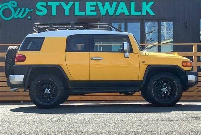 2011 Toyota Fj Cruiser JDM car for sale — photo 8 of 10