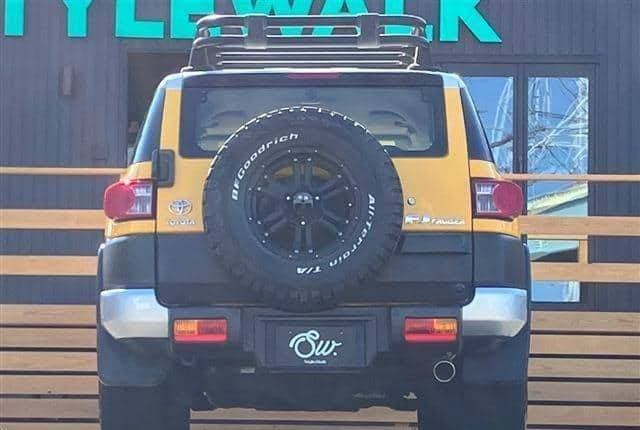 2011 Toyota Fj Cruiser JDM car for sale — photo 10 of 10