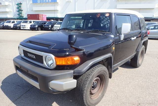 2011 Toyota Fj Cruiser JDM car for sale — photo 2 of 10