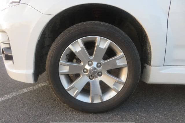 2010 Mitsubishi Outlander JDM car for sale — photo 10 of 10