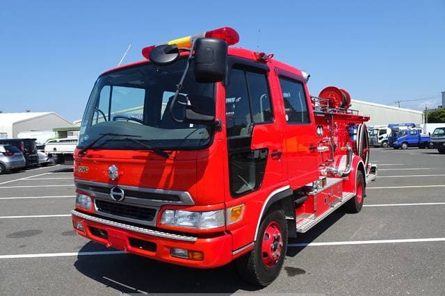 2002 Hino JDM car for sale — photo 2 of 10
