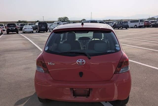 2010 Toyota Vitz JDM car for sale — photo 5 of 10