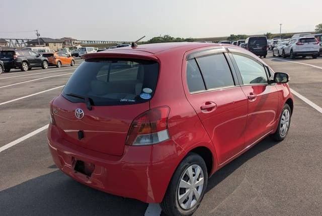 2010 Toyota Vitz JDM car for sale — photo 6 of 10