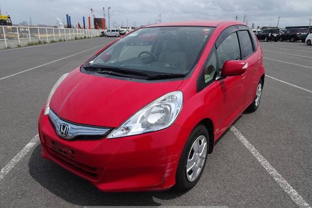 2011 Honda Fit JDM car for sale — photo 2 of 10