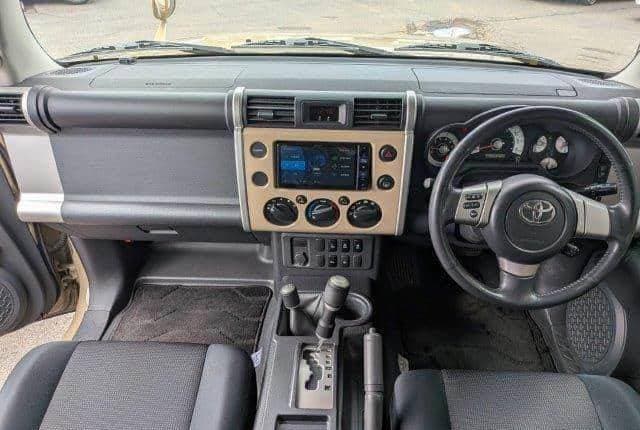 2011 Toyota Fj Cruiser JDM car for sale — photo 4 of 10