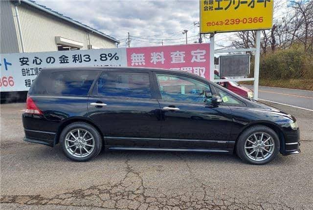 2005 Honda Odyssey JDM car for sale — photo 7 of 10