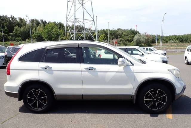 2007 Honda CR-V JDM car for sale — photo 7 of 10