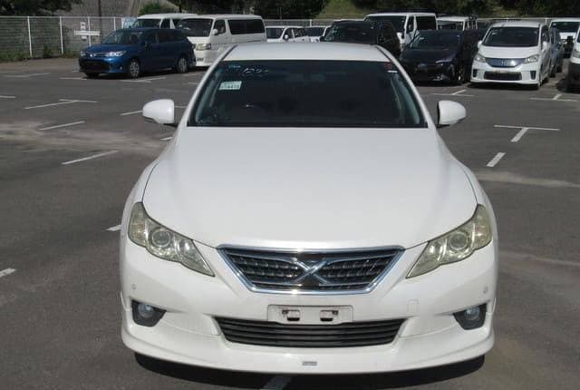 2011 Toyota Mark X JDM car for sale — photo 9 of 10