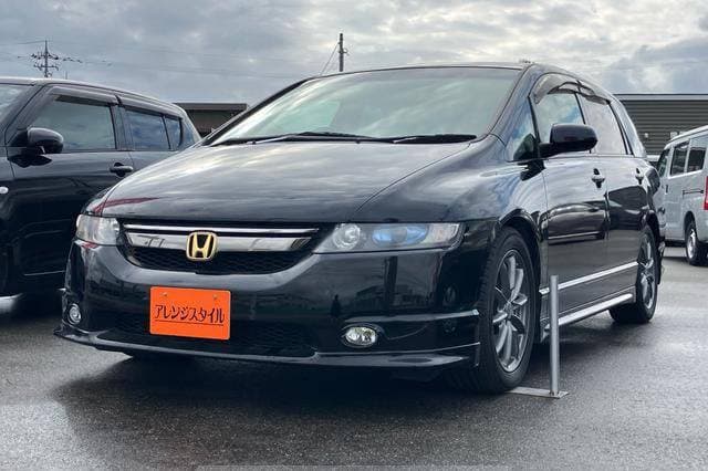 2005 Honda Odyssey JDM car for sale — photo 2 of 10