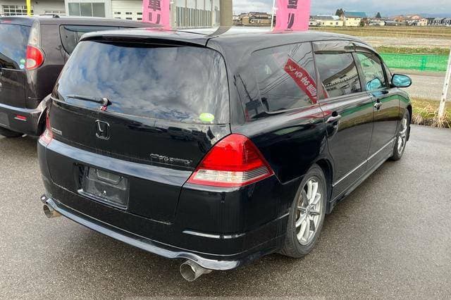 2005 Honda Odyssey JDM car for sale — photo 8 of 10