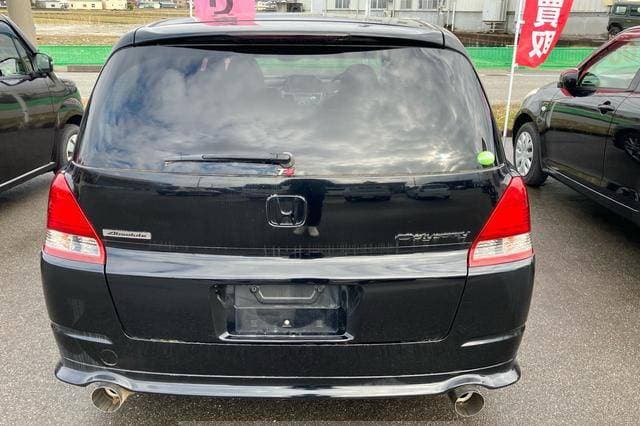 2005 Honda Odyssey JDM car for sale — photo 9 of 10