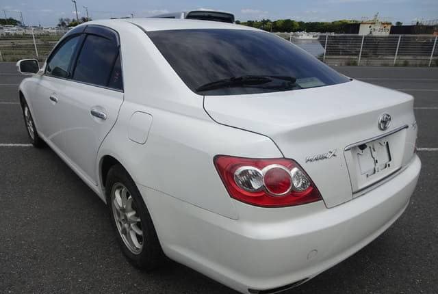 2009 Toyota Mark X JDM car for sale — photo 4 of 10